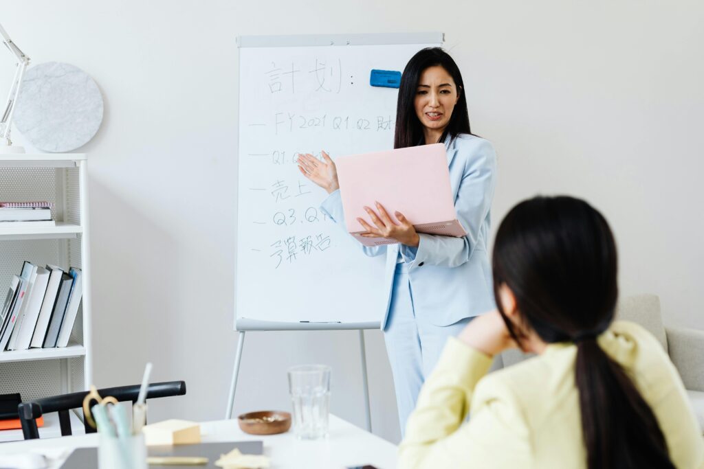 Feedback That Fuels Growth: Delivering Actionable Insights to Employees