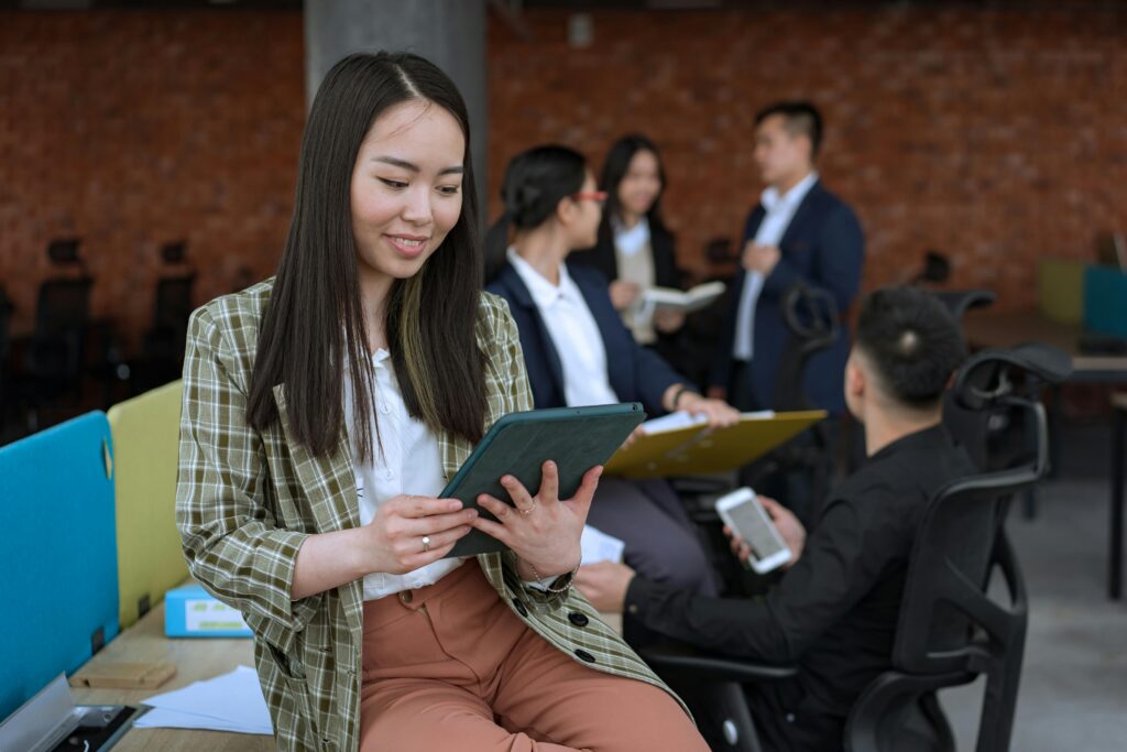 Feedback That Fuels Growth: Delivering Actionable Insights to Employees
