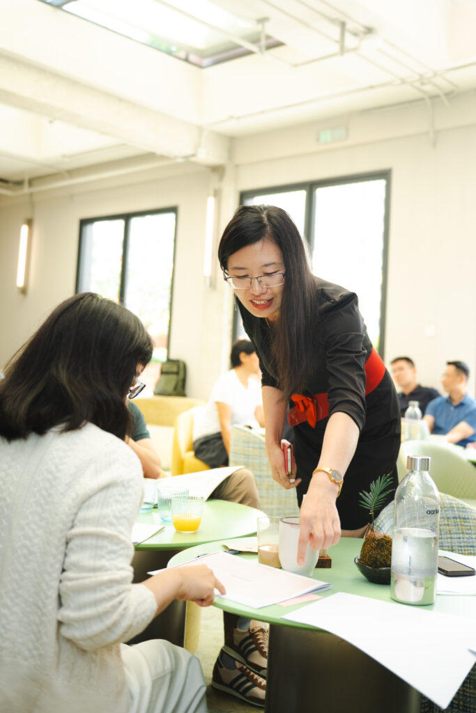 HR Professional in a leadership workshop