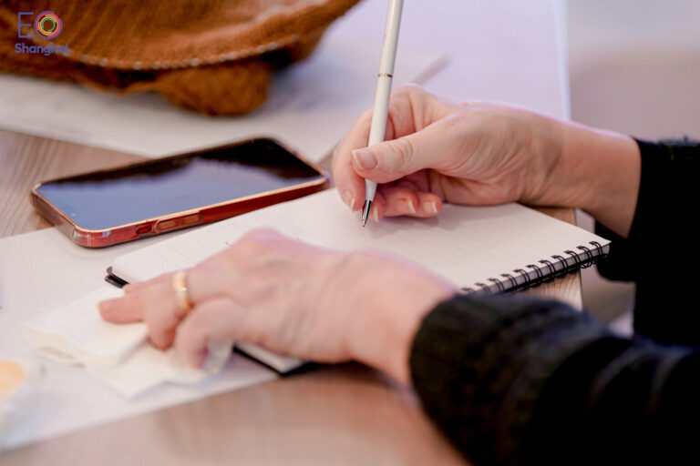 Fresh Perspectives on HR Issues Through R.E.D.