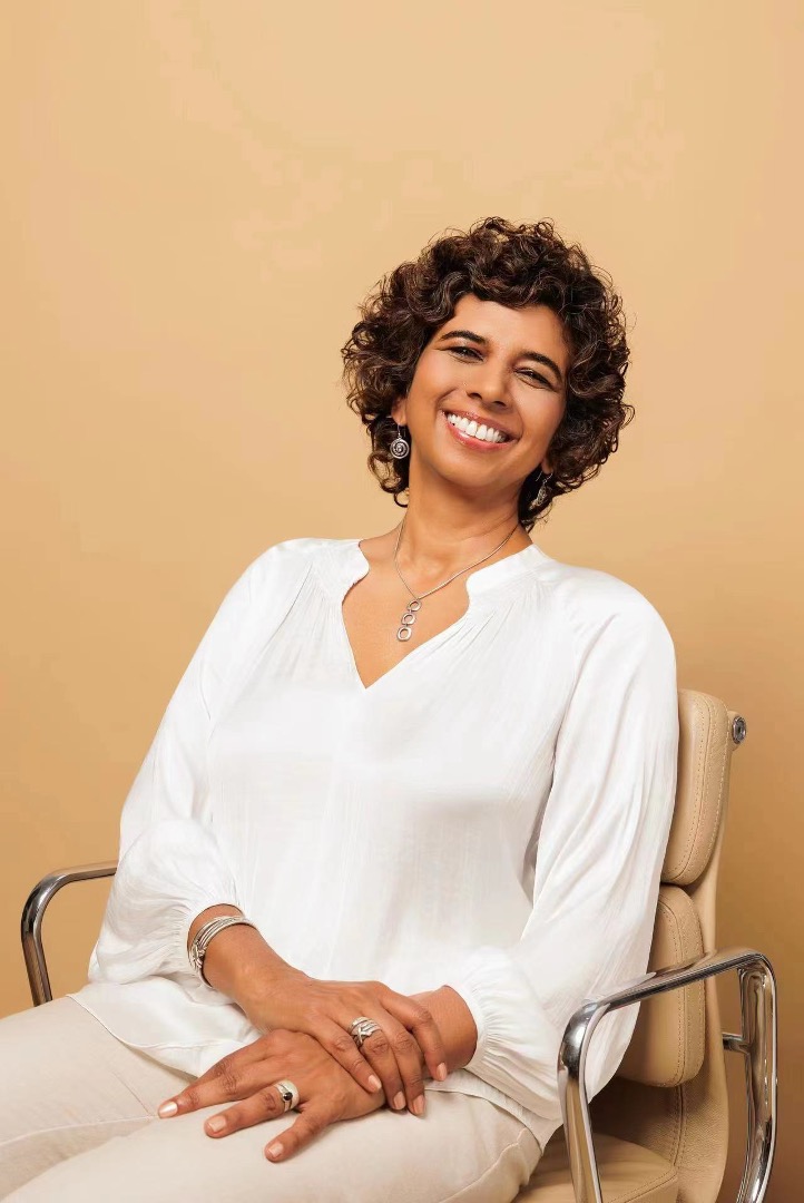 Intandid HR consulting expert specializing in leadership development, executive coaching, and workplace culture